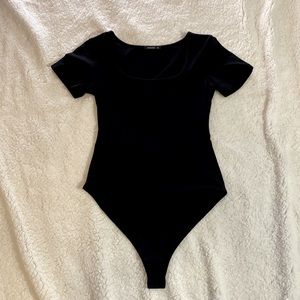 AMAZON SCOOP NECK BODYSUIT🤩